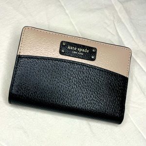 Kate Spade Black and White Wallet